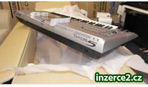 Yamaha Tyros 5 XXL 76 toetsen Keyboard Workstation_1 472025_1.jpg
