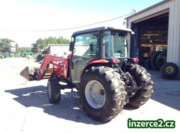 Massey Ferguson 1560M Traktor_2 472108_2.jpg