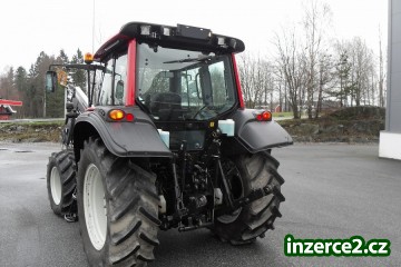 Valtra 922 Traktor_2 472113_2.jpg