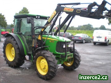 John Deere 5215 - 2006_1 472685_1.jpg