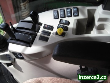 John Deere 3320_2 473612_2.jpg