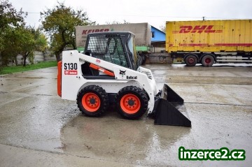 Smykem rízený nakladač Bobcat S130S_2 474954_2.jpg