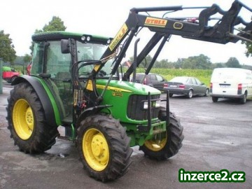 John Deere 5215_1 475374_1.jpg