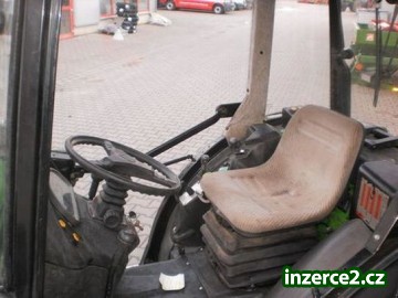 Deutz-Fahr Agrocompact F70_2 475381_2.jpg