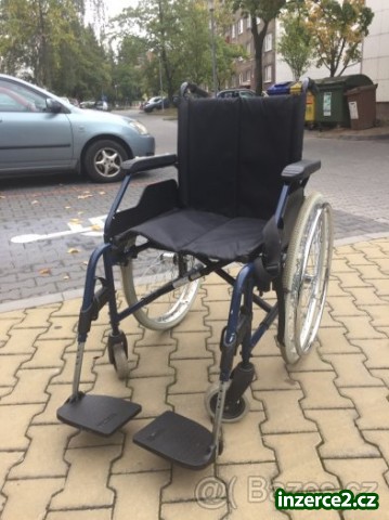Invalidní vozík Meyra, sedák 48, skládací_2 475482_2.jpg