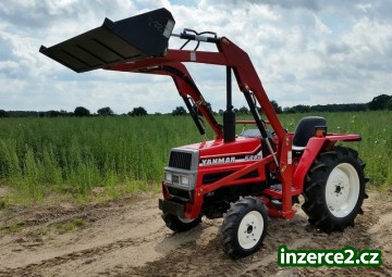 Yanmar 2F-2D s nakladačom_1 475901_1.jpg