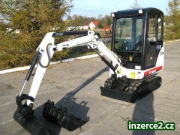 Bobcat - 320 Mini Bagger_1 478165_1.jpg