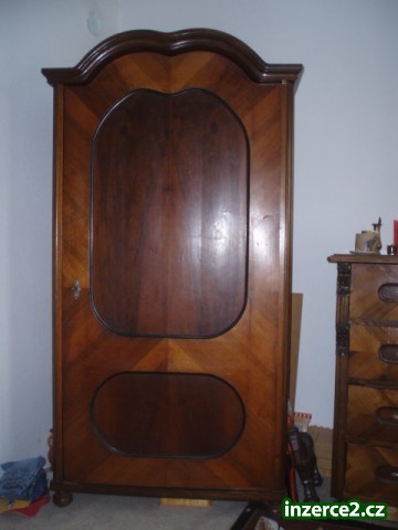 Skříň+kostn_1 47869_1.jpg