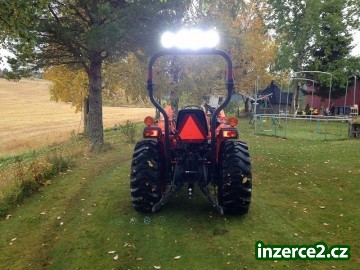 Kubota L3400 HST s čelním nakladačem_2 478940_2.jpg