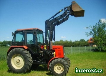 Traktor Belarus B8-L20 s celním nakladacem_2 479129_2.jpg