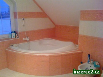 Nabízím pronájem samostatného, světlého, neprůchozího pokoje._1 47937_1.jpg