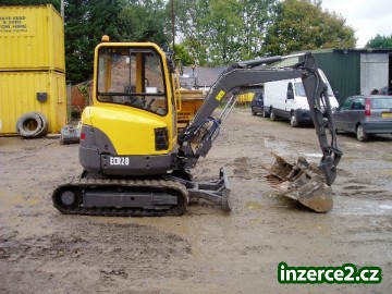 Volvo ECR2c8 bagr_1 479677_1.jpg