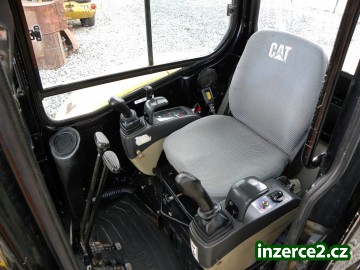 Minibagr CAT 305_2 480624_2.jpg