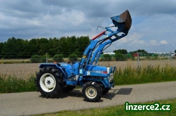Mitsubishi MT25-V01 s celním nakladacem_2 480741_2.jpg