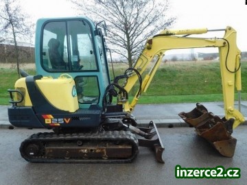 Minibagr Yanmar B25V25_2 480767_2.jpg