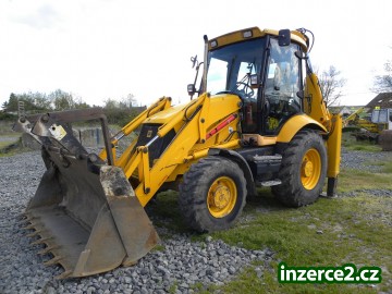 Traktorbagr JCB 3 CX_1 484919_1.jpg