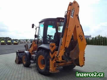 Nakladače JCB 3CTX_2 485429_2.jpg