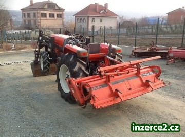 Japonský malotraktor Kubota GT32_2 486199_2.jpg