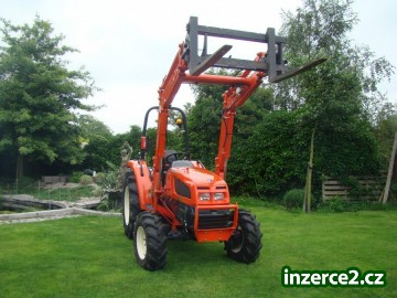 Kioti EX5c0L traktor_1 487402_1.jpg
