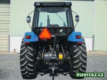 Ford 741T0 s nakladačom_2 487659_2.jpg
