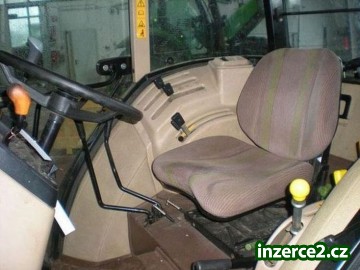 John Deere 5215_2 488591_2.jpg