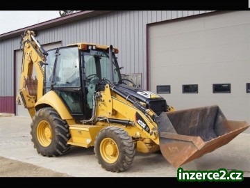 Traktorbagr Caterpillar C420R_2 490195_2.jpg