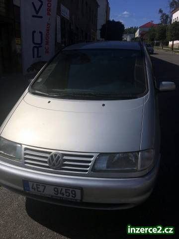 Volkswagen Sharan_1 490545_1.jpg