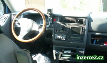 VW Multivan T4, 2,5 TDI, 4 x 4_2 491125_2.jpg