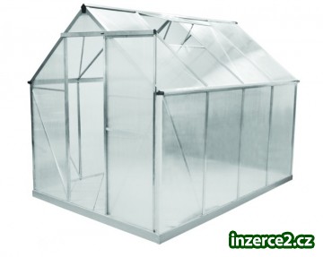 Skleník z polykarbonátu 4mm_1 497974_1.jpg