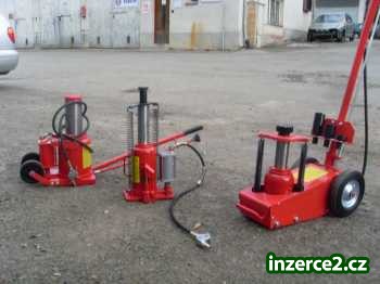 Pneumaticko hydraulický zvedák 20_1 499340_1.jpg