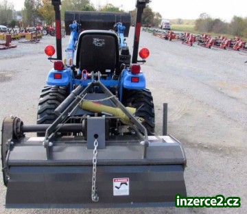 New Holland TC26-DA Traktor_2 500051_2.jpg