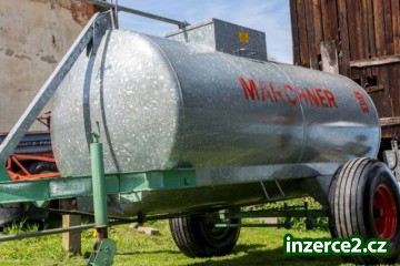 Nádrž na vodu, napáječka, kejdovač 4.000L pozink_1 502669_1.jpg