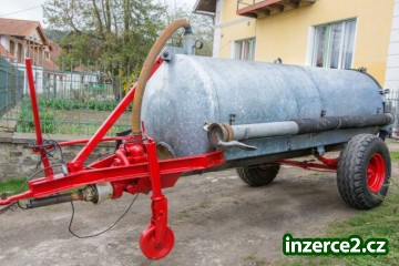 Fekál 3.000L s vývěvou. Oboustraný pozink. Pěkný!_1 502684_1.jpg