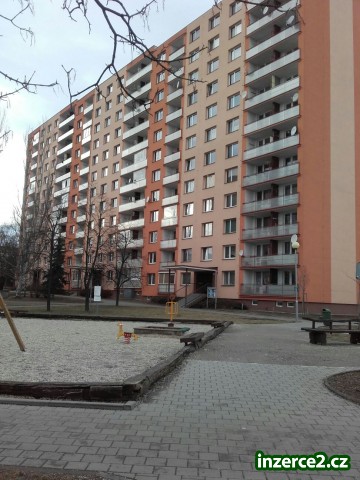 Prodej bytu 2+1 v Kroměříži_1 502685_1.jpg