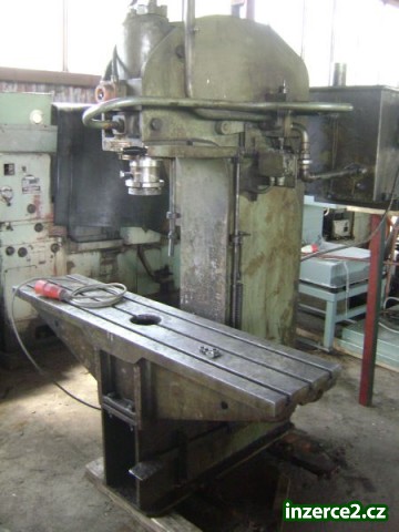 Hydraulický lis CDC 30-11_1 502941_1.jpg