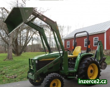 Traktor John Deere 4710 - 2005 s čelním nakladačem_1 503135_1.jpg