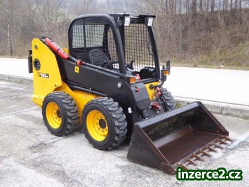 JCB 180 HF Smykem řízené nakladače_2 504639_2.jpg