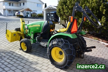 John Deere 2320 4WD 2010 Traktor_2 505279_2.jpg