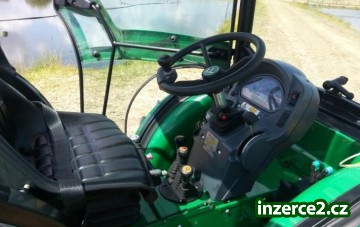 Traktor Ferrari COBRAM RS 65 - 2011 - s čelním nakladačem_2 505968_2.jpg