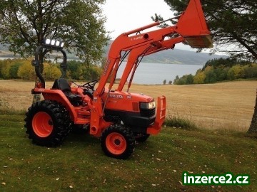 Kubota HST 34 s čelním nakladačem malotraktor traktor_1 507793_1.jpg