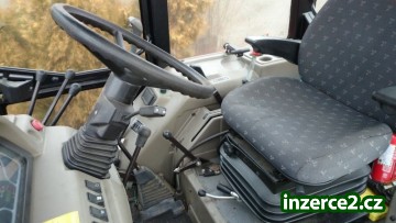 Belarus 82MTZ Traktor s čelním nakladačem_2 509526_2.jpg
