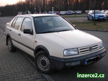 Volswagen Vento 1,9 Diesel_2 51061_2.jpg