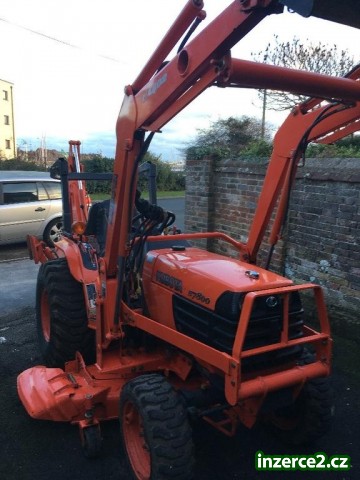 Malotraktor Kubota B7-800 + příslušenství_2 515001_2.jpg