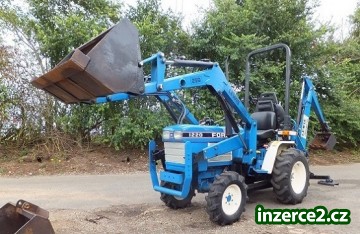 Traktor Ford 11220/25Q + Příslušenství_1 518430_1.jpg