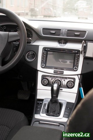 VW Passat B7 2.0TDI, r.v. 2012_1 518980_1.jpg