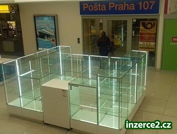 Prosklený prodejní stánek_1 521281_1.jpg
