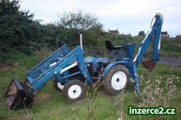 Traktor Iseki 2116O 4X4 + čelní nakladač_1 522668_1.jpg
