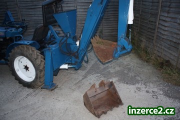 Traktor Iseki 2116O 4X4 + čelní nakladač_2 522668_2.jpg
