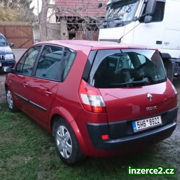 Renault Scenic_2 523233_2.jpg