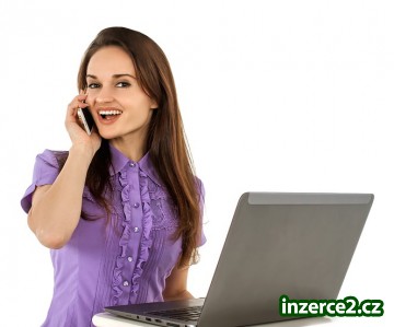 Telefonní operátorka možno z domova_1 524535_1.jpg